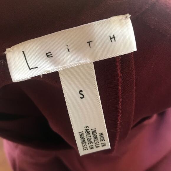 Leith Burgundy Long Sleeve Balloon Sleeve Blouse Women's Size Small - Picture 7 of 7